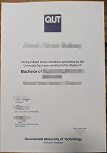 QUT degree, QUT diploma