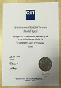 QUT degree QUT diploma