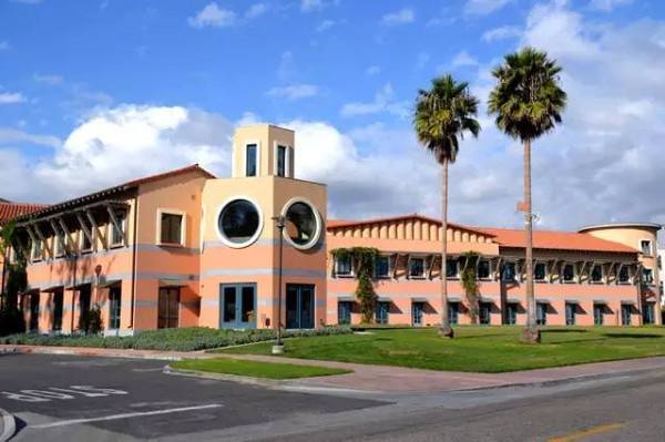 When Do People Have to Buy Fake University of California Santa Barbara Diploma?