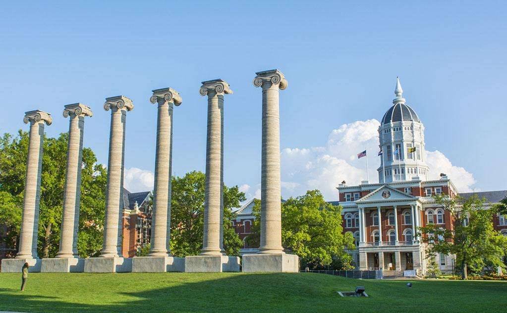 Why Do Fake University of Rhode Island Diploma So Popular?